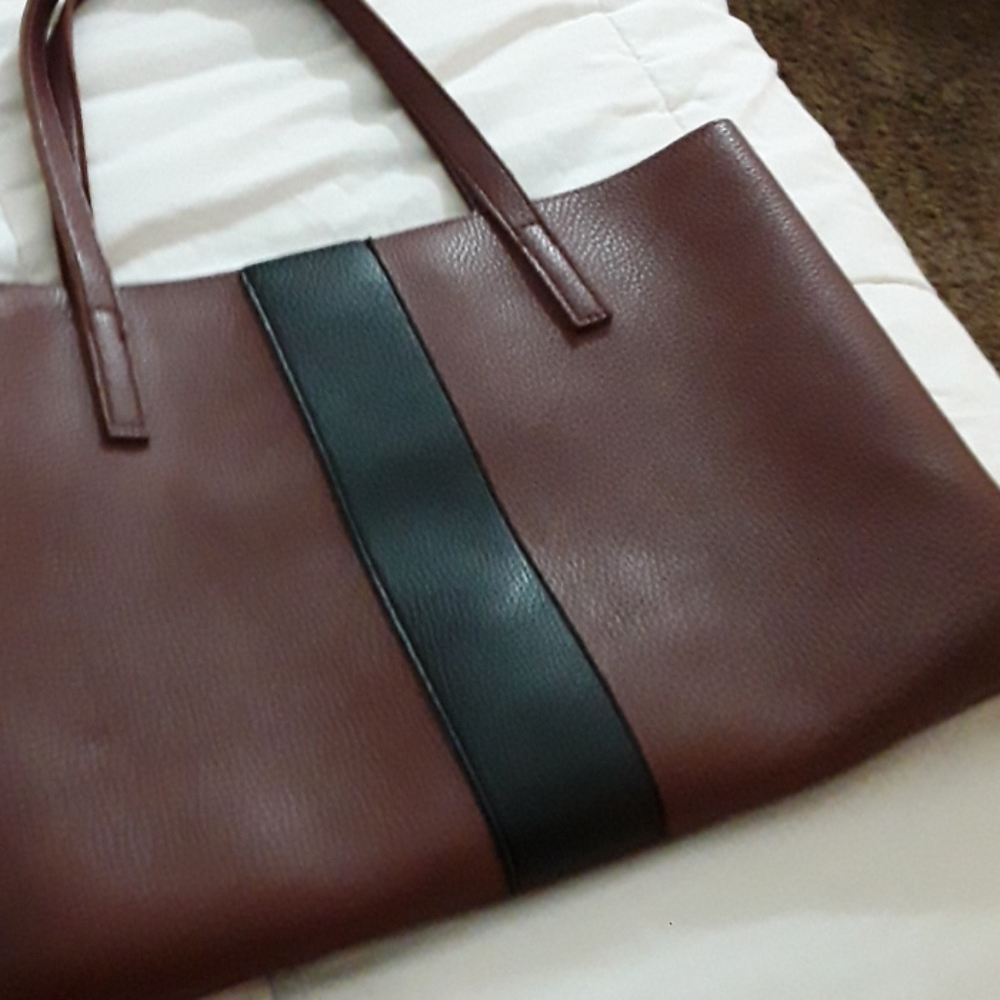 Vince Camuto purse